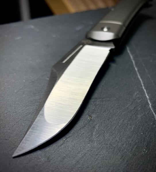 Tuya Knife Titan Blackbeard