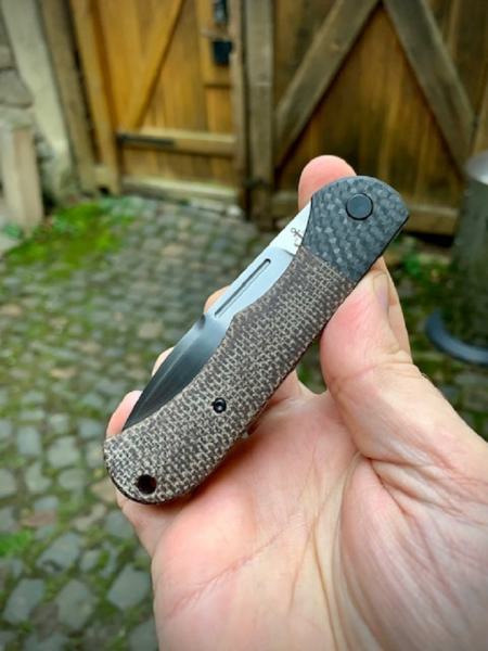 Tuya Knife CF/Micarta Tortuga